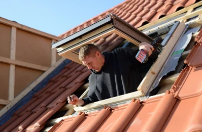 Pose de fenêtres de toit Velux aux Pins